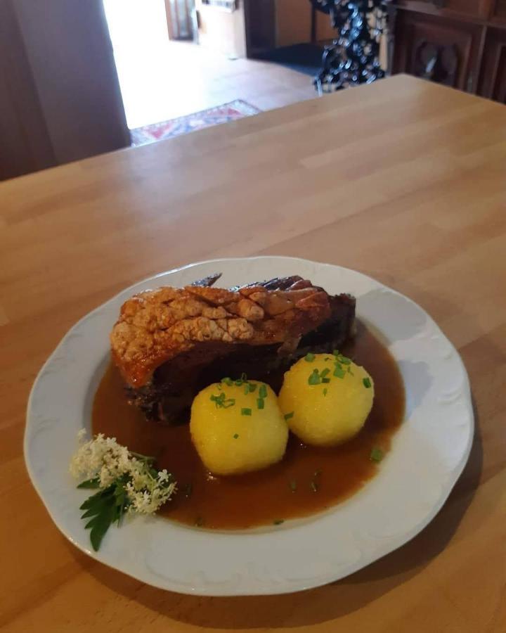 Gasthof Hotel Zur Post Egloffstein 外观 照片