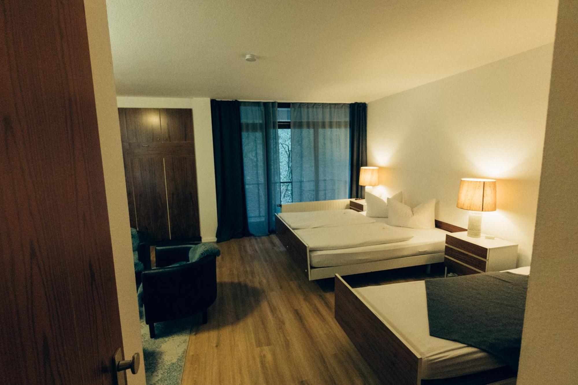 Gasthof Hotel Zur Post Egloffstein 外观 照片
