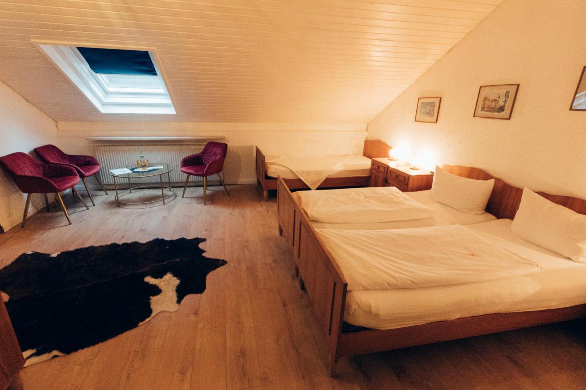 Gasthof Hotel Zur Post Egloffstein 外观 照片