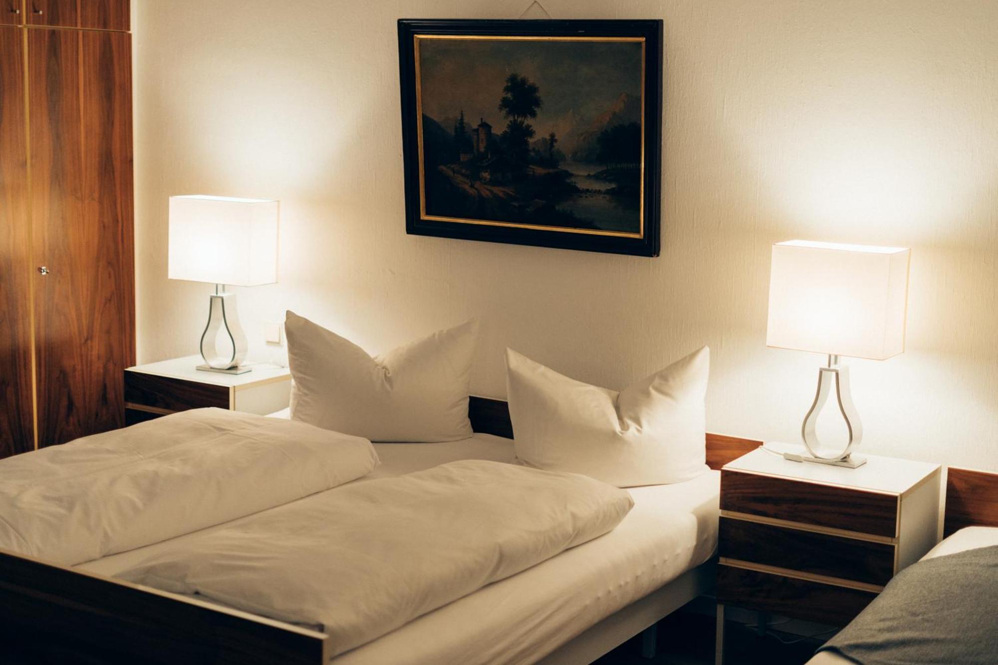 Gasthof Hotel Zur Post Egloffstein 外观 照片